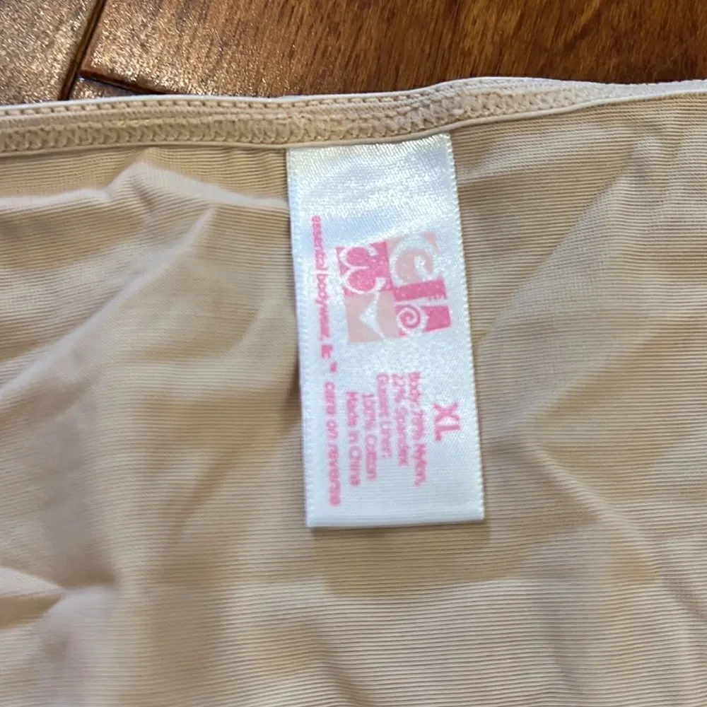 New Essential Body Wear Zoe nude Bikini Panty